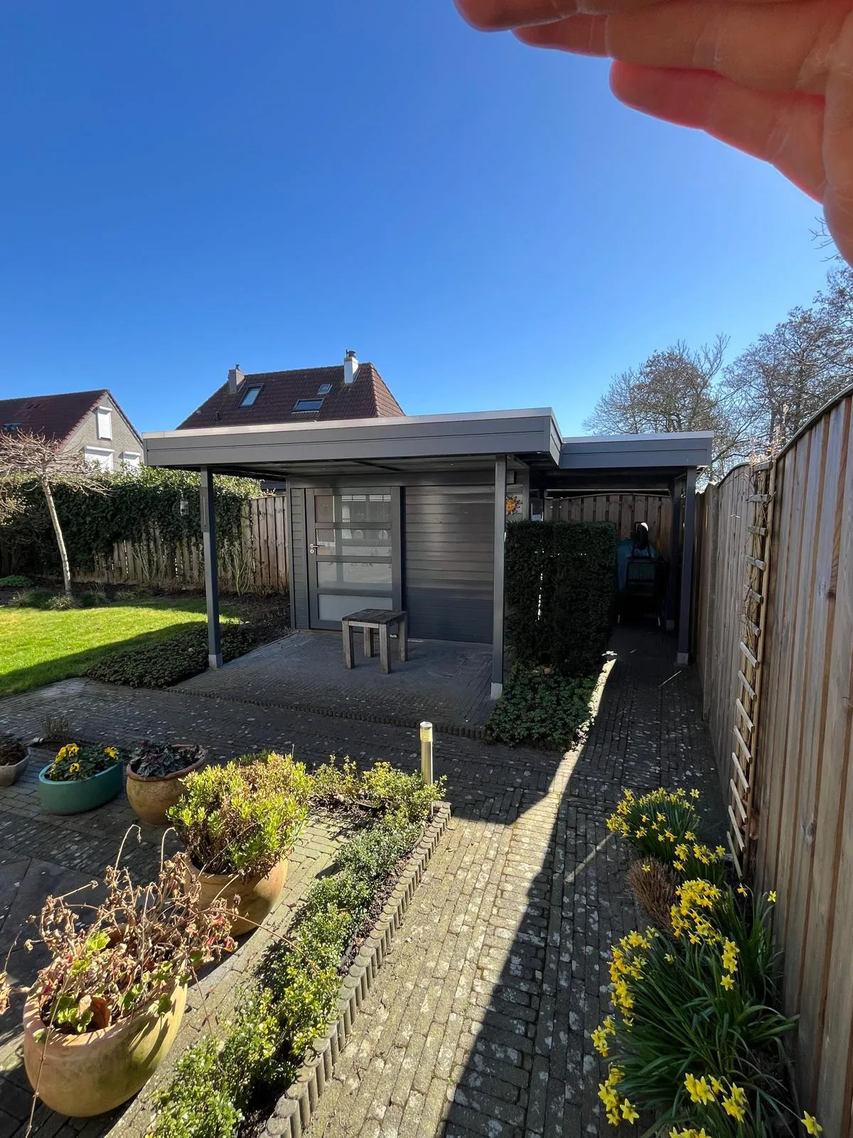Tuinhuis in Steenbergen afgewerkt met Keraliet